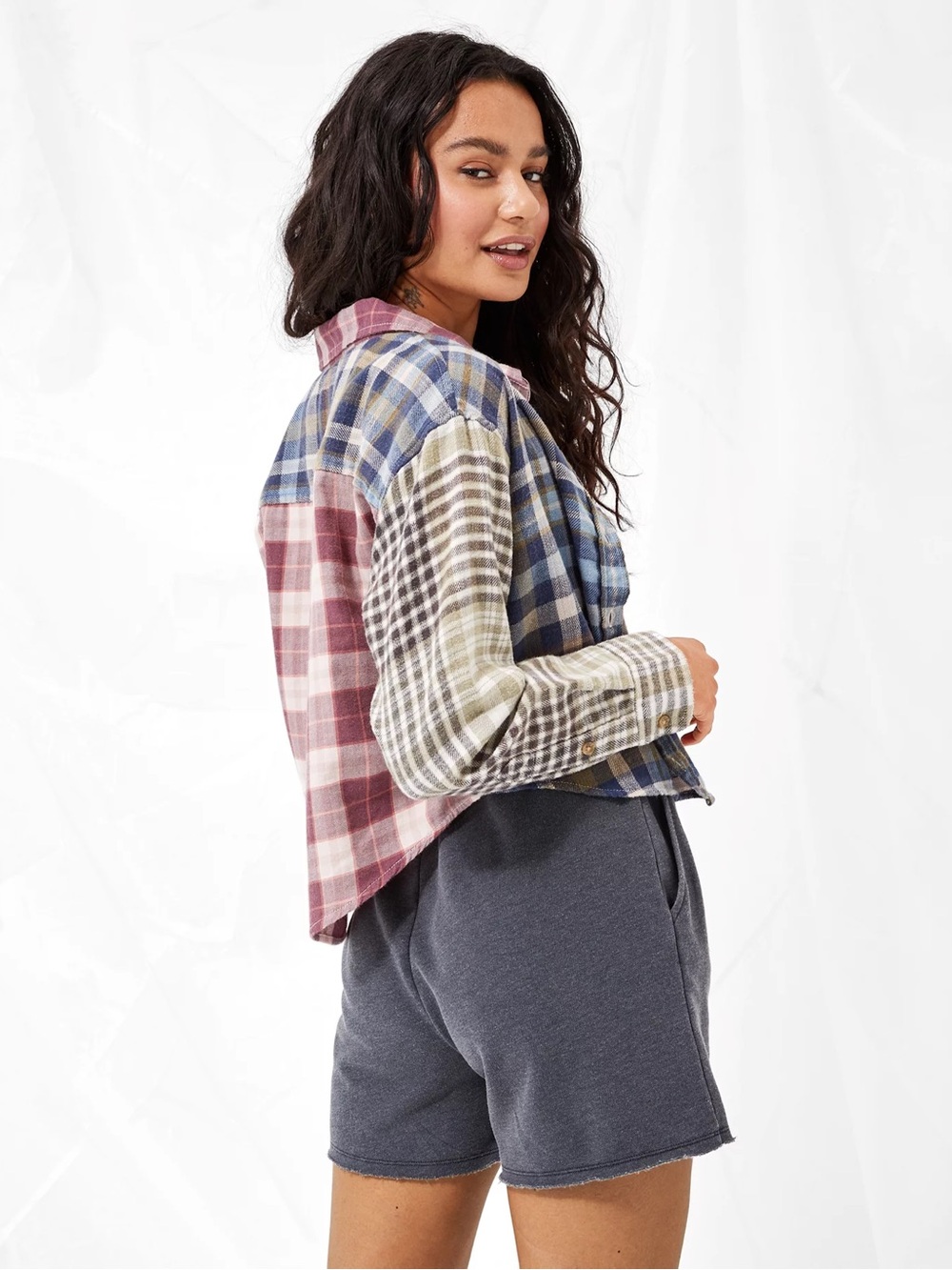 AE Cozy Cabin Cropped Flannel
